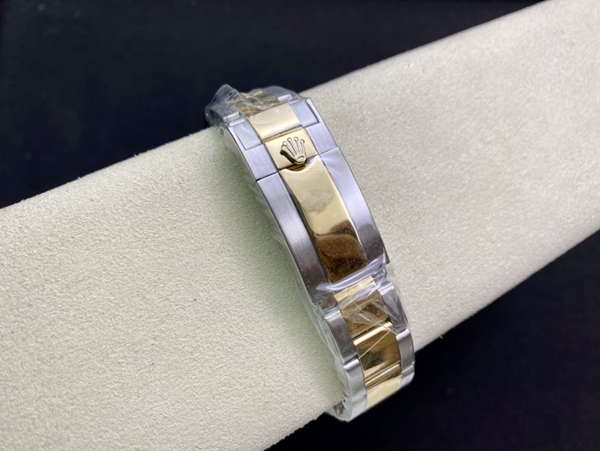 激安ロレックス着用イメージ